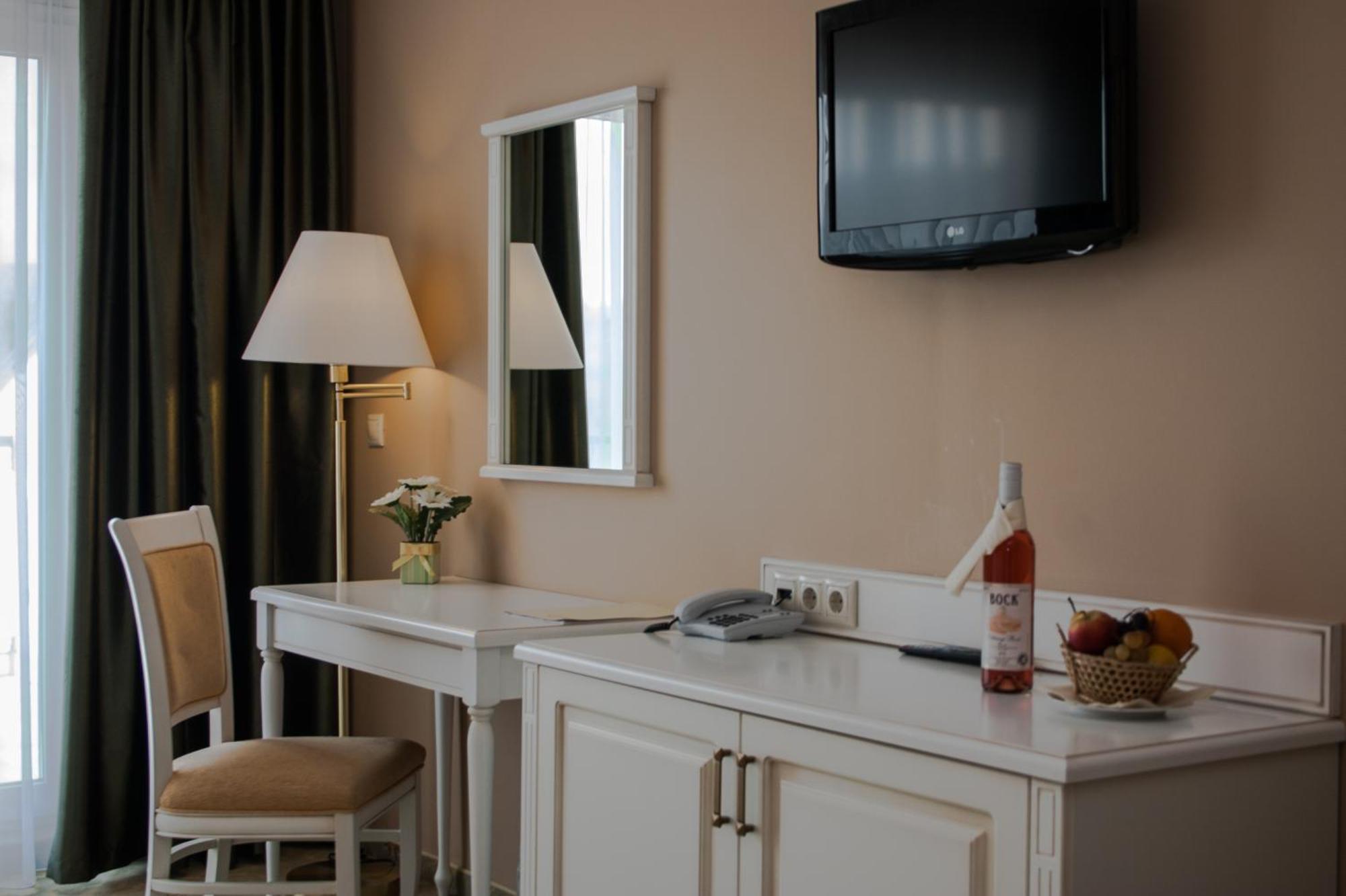 Calimbra Wellness Hotel Superior ميسكولك المظهر الخارجي الصورة