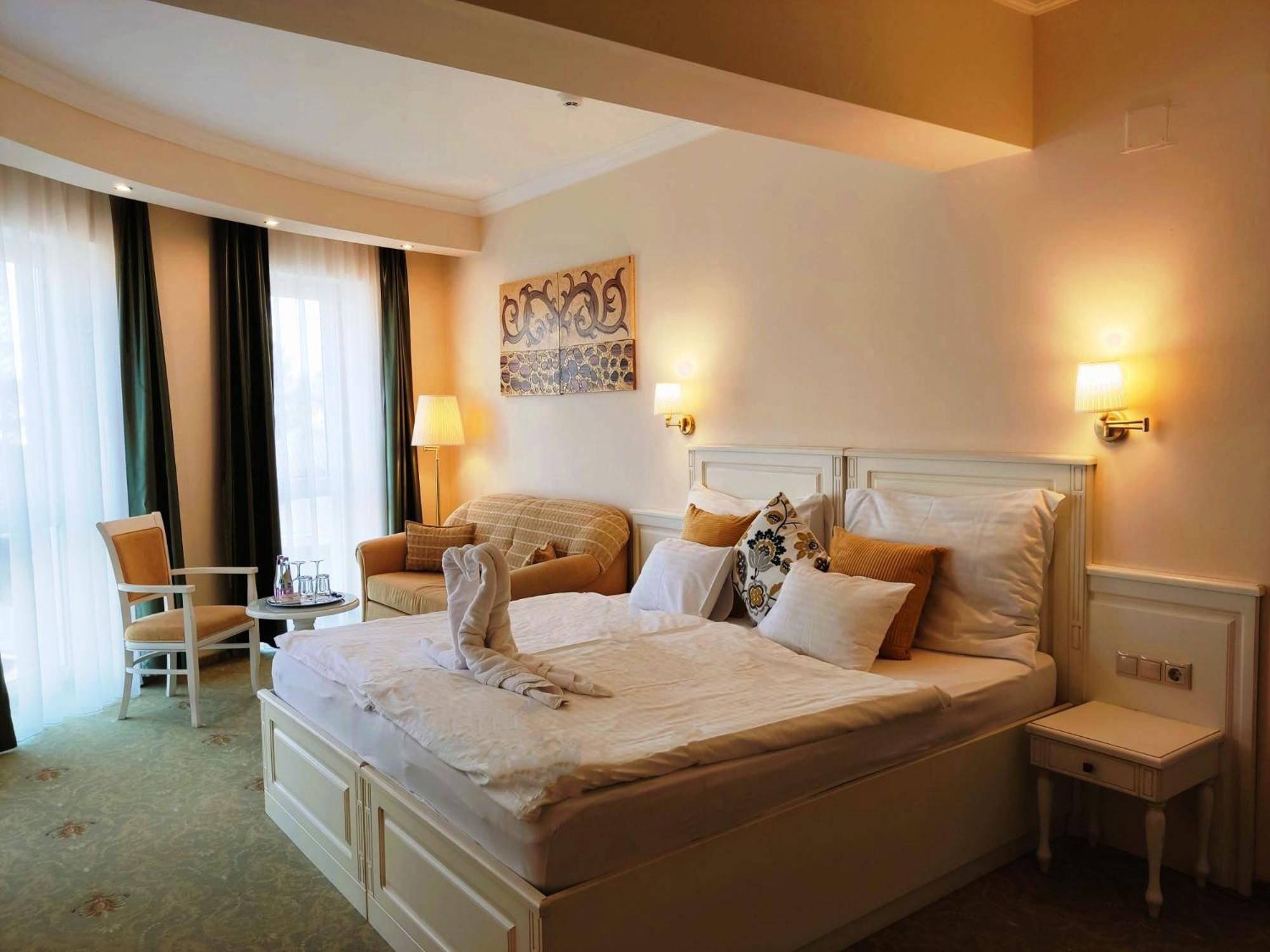 Calimbra Wellness Hotel Superior ميسكولك المظهر الخارجي الصورة