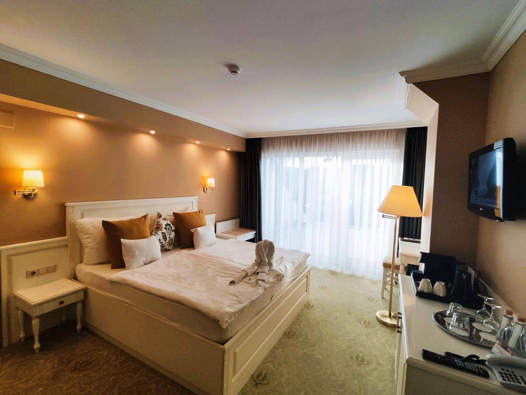 Calimbra Wellness Hotel Superior ميسكولك المظهر الخارجي الصورة