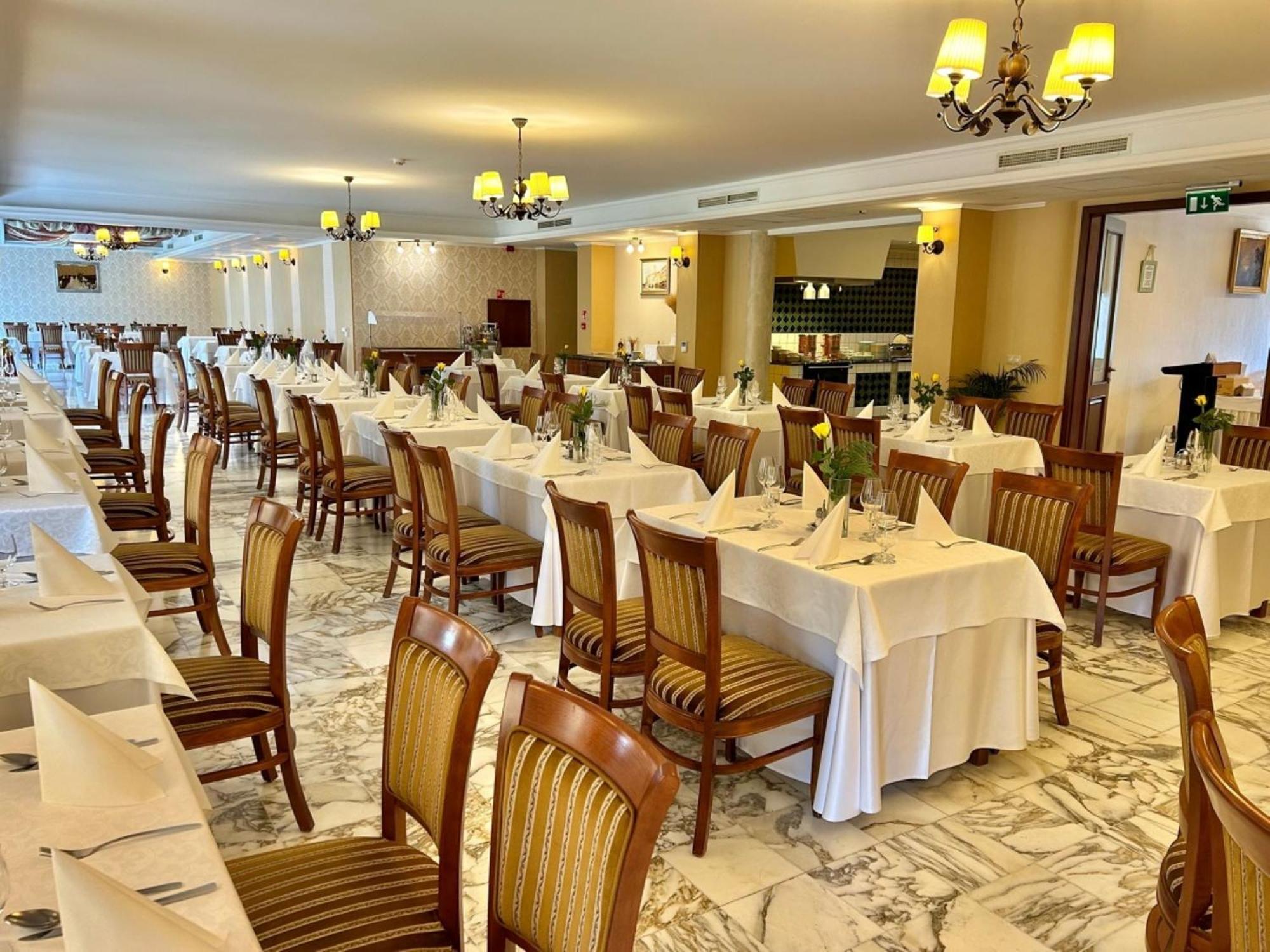 Calimbra Wellness Hotel Superior ميسكولك المظهر الخارجي الصورة