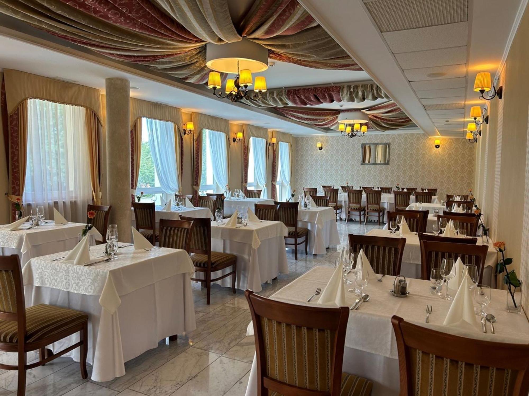 Calimbra Wellness Hotel Superior ميسكولك المظهر الخارجي الصورة