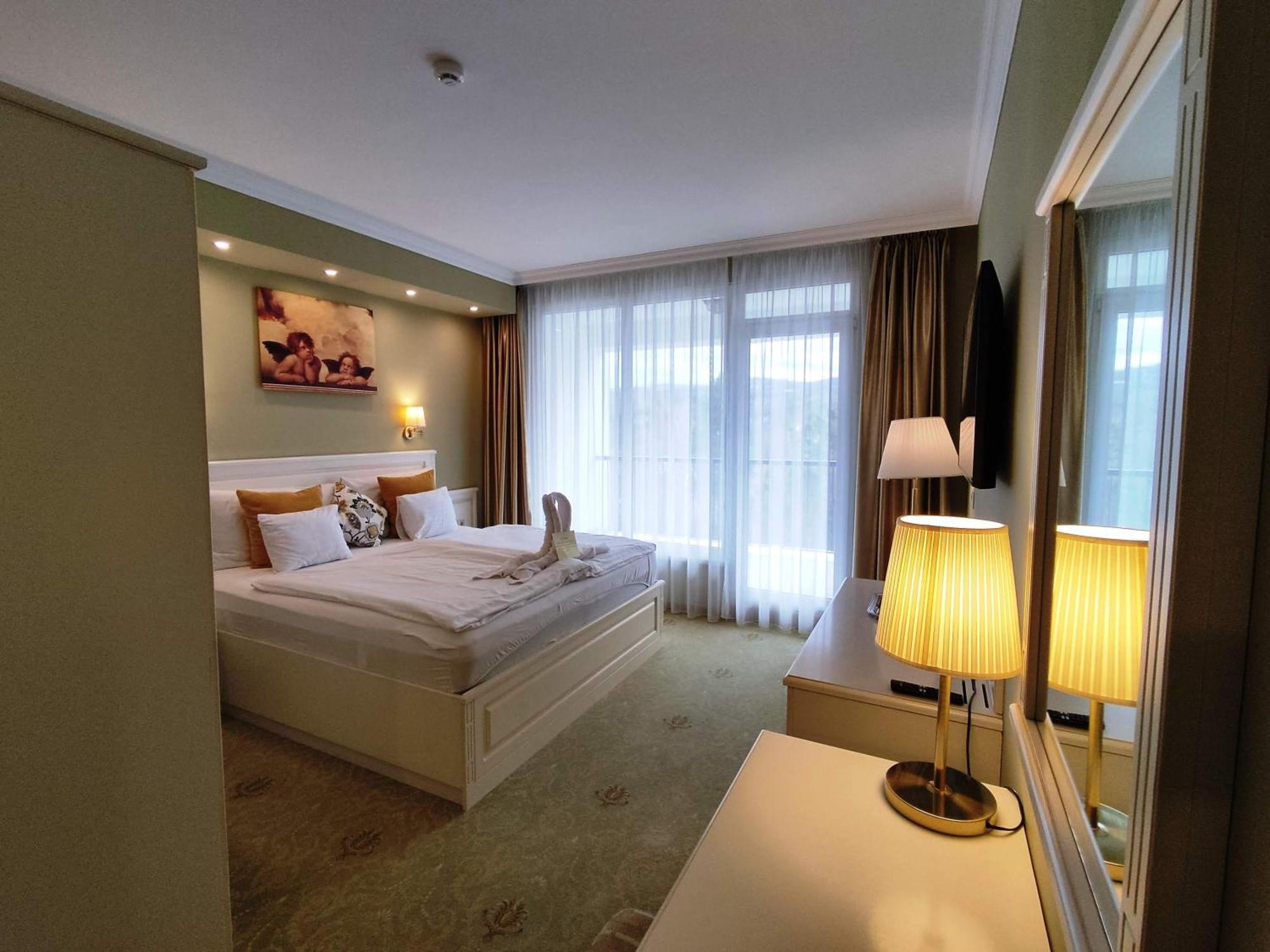 Calimbra Wellness Hotel Superior ميسكولك المظهر الخارجي الصورة