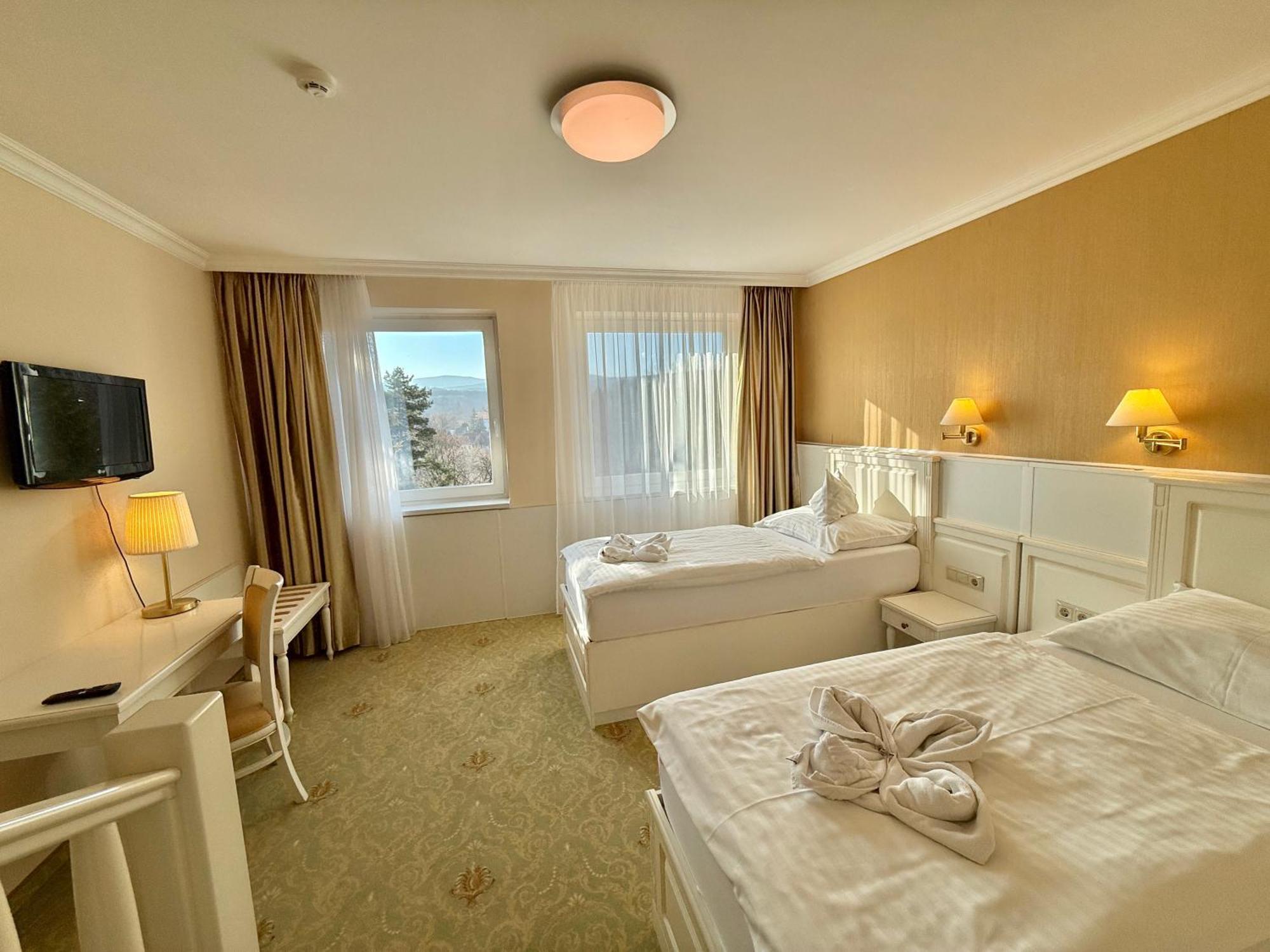 Calimbra Wellness Hotel Superior ميسكولك المظهر الخارجي الصورة