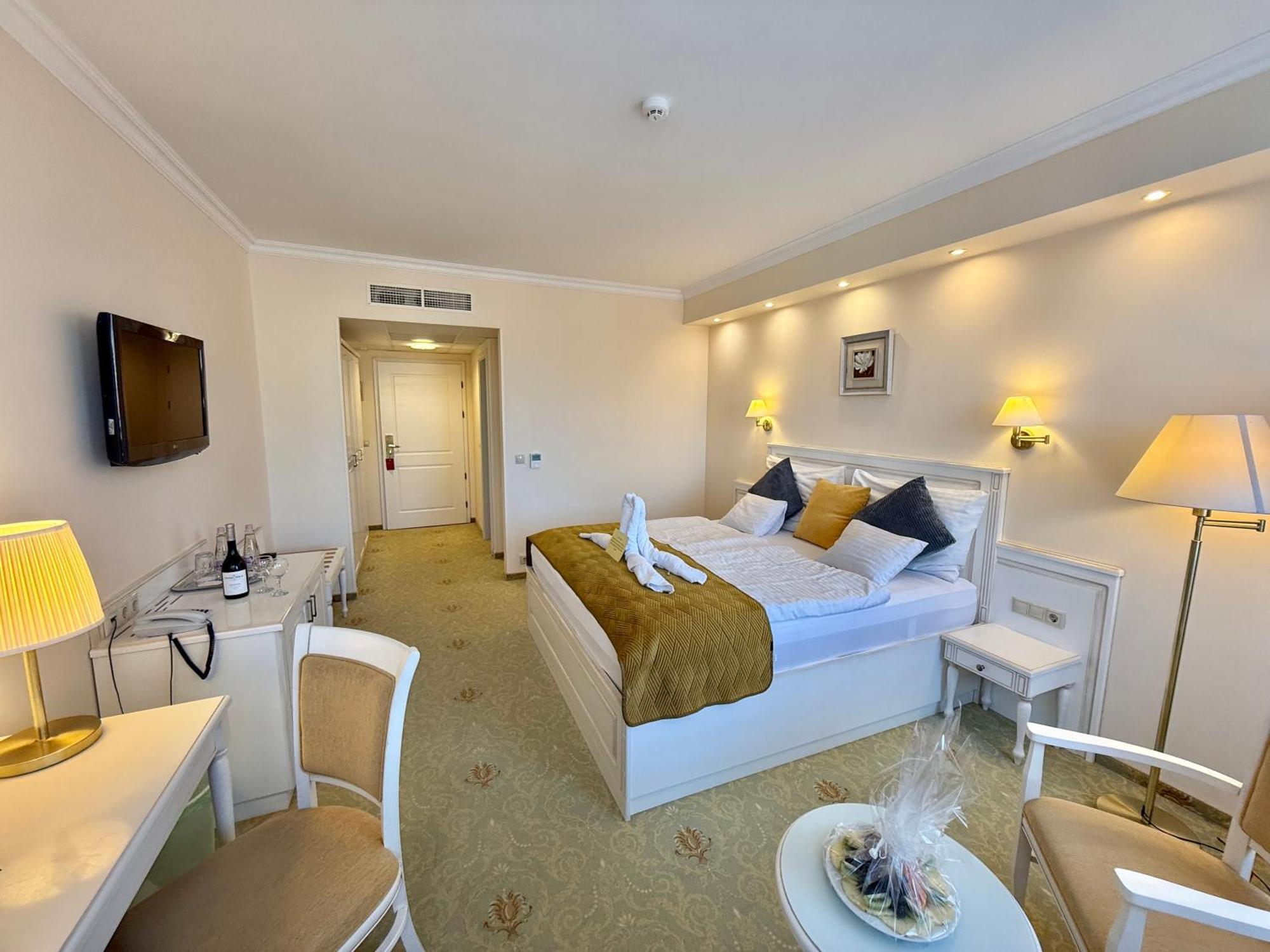 Calimbra Wellness Hotel Superior ميسكولك المظهر الخارجي الصورة